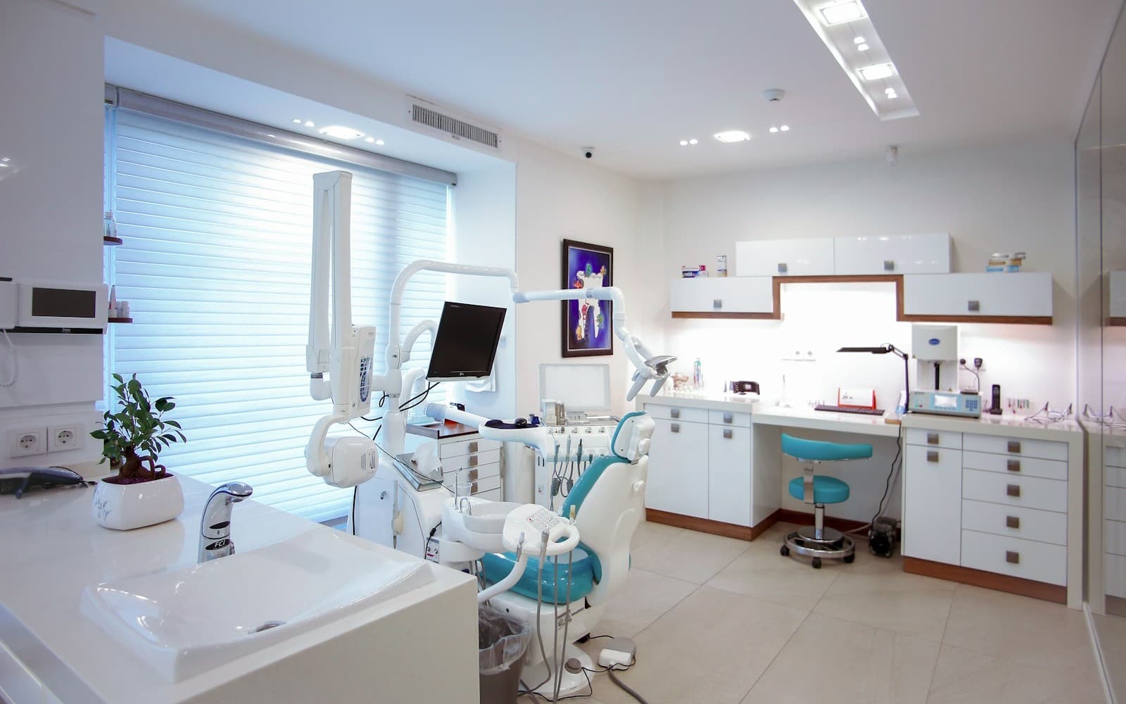 Dental Clinic AI sales agent